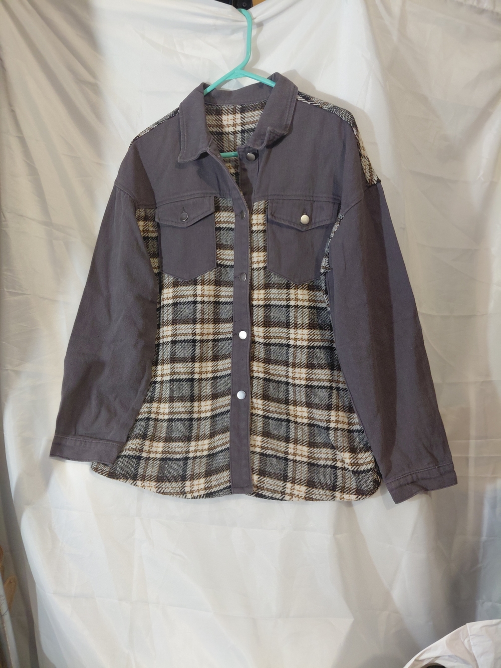 Source Unknown Gray & Cream Plaid Patchwork Jean Jacket